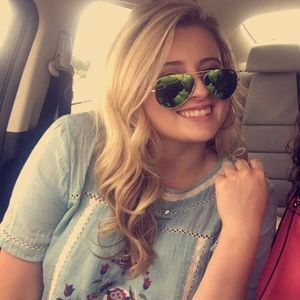 Meet your Posher, Ashton